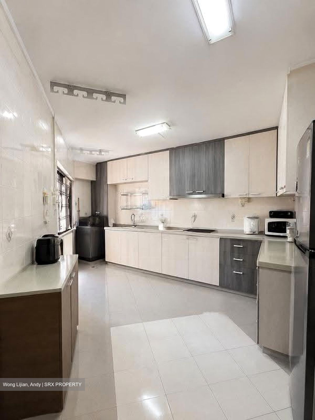 Blk 261B Sengkang East Way (Sengkang), HDB 5 Rooms #629378091